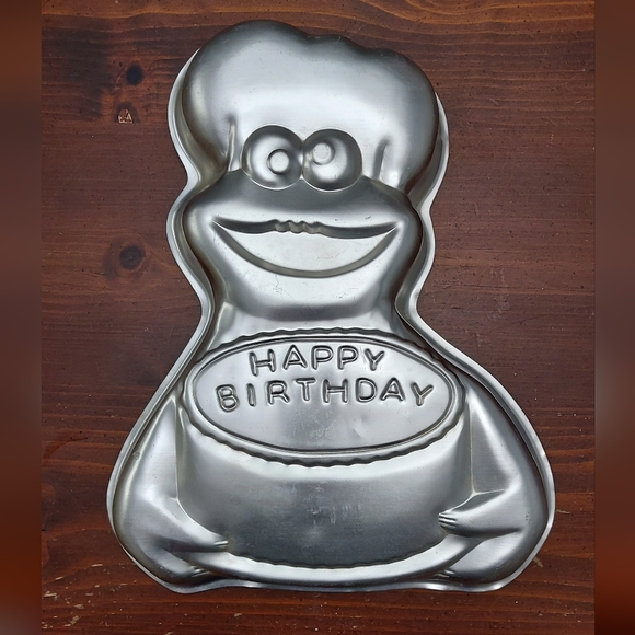 1982 Vintage Cookie Monster Cake Pan - Picture 1 of 3